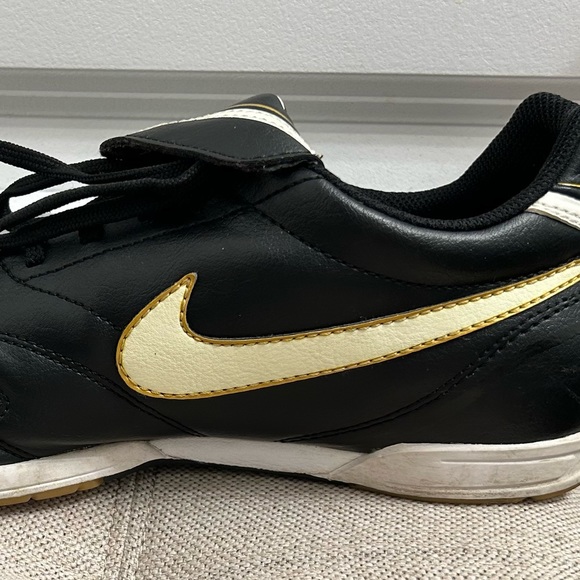 Nike Mens Tiempo Natural III IC 366206-018 Black Running Shoes Lace Up Size 7 - Picture 2 of 12